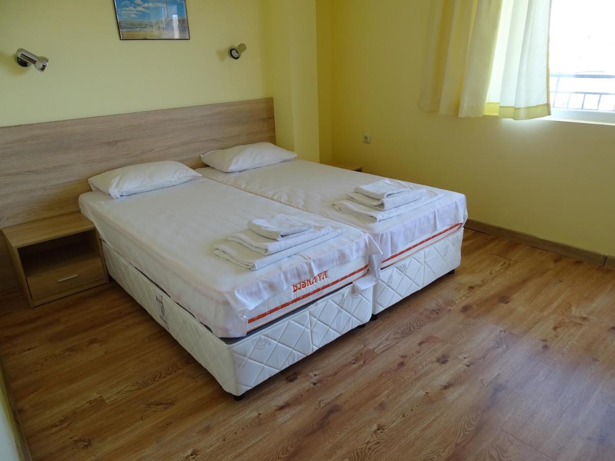 Hotel Kovachevi House à Primorsko Extérieur photo