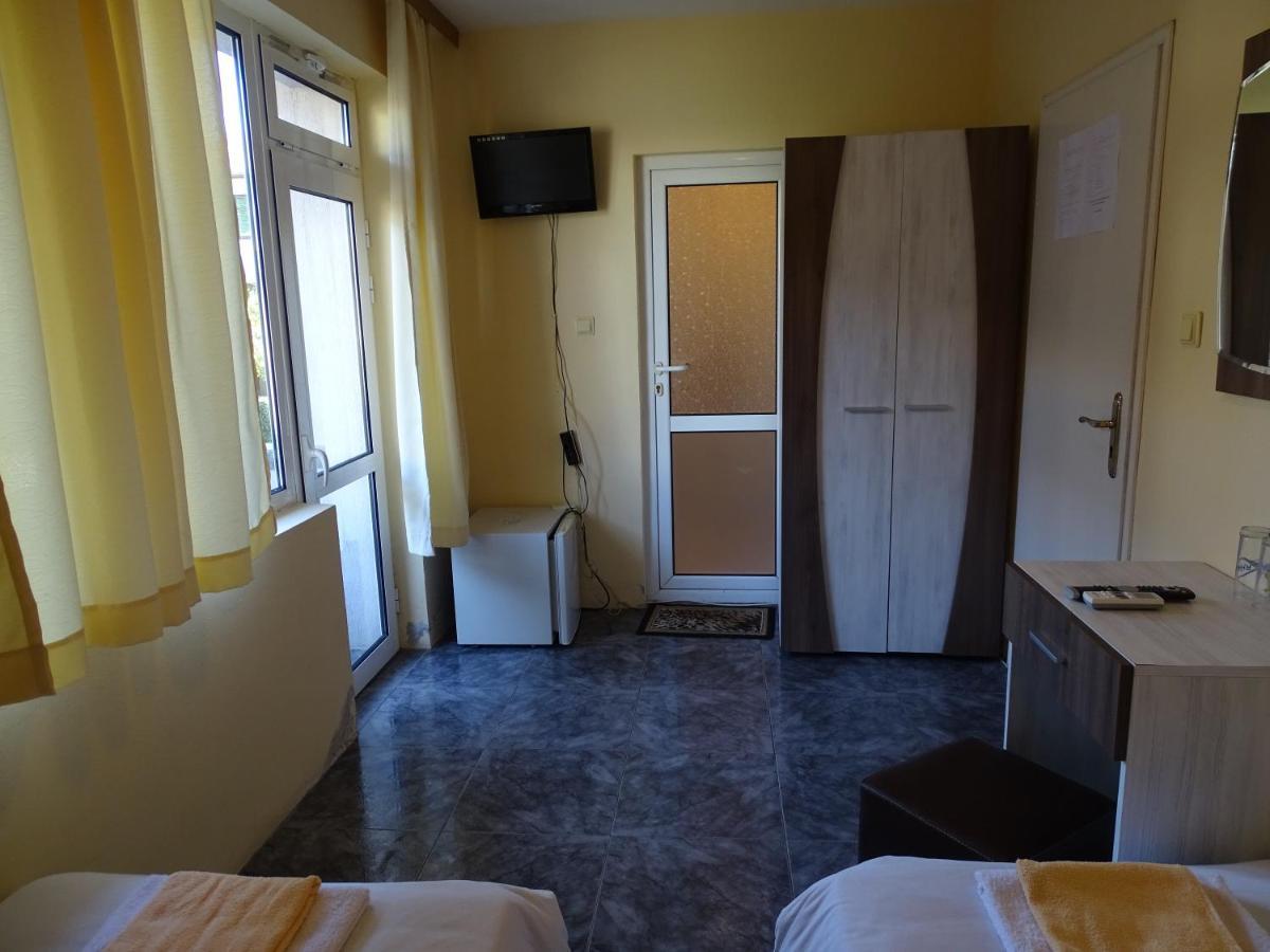Hotel Kovachevi House à Primorsko Extérieur photo