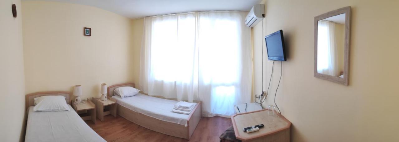 Hotel Kovachevi House à Primorsko Extérieur photo