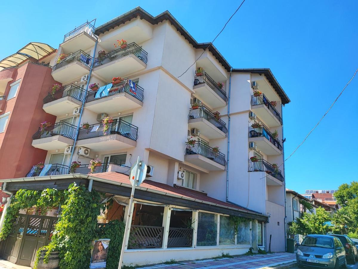 Hotel Kovachevi House à Primorsko Extérieur photo