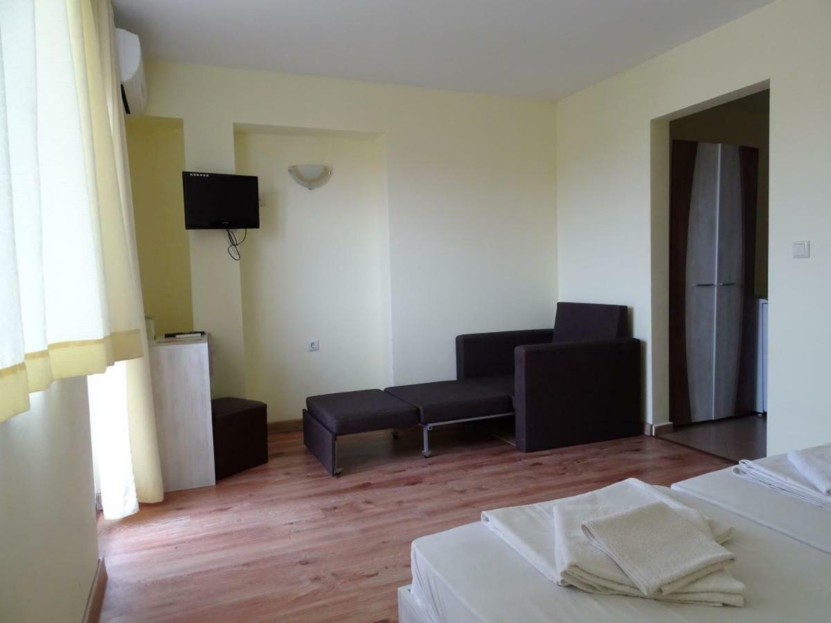 Hotel Kovachevi House à Primorsko Extérieur photo